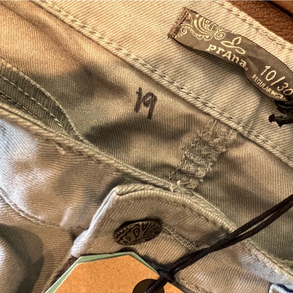 NWT gray women’s Prana Jeans. - Picture 7 of 11